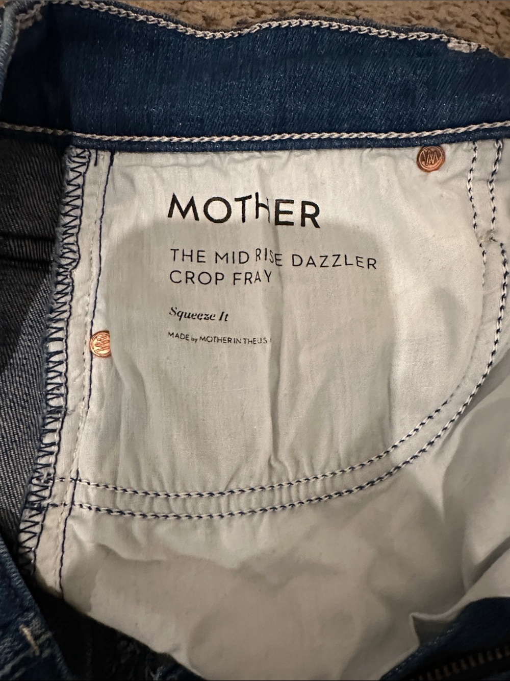 EUC Mother Denim mid rise dazzler crop jean in squeeze it - size 27 $278 retail - Picture 8 of 10